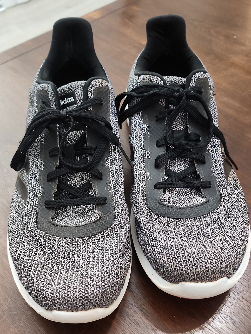 adidas Men's Black and White Knit Running Sneakers Size 12